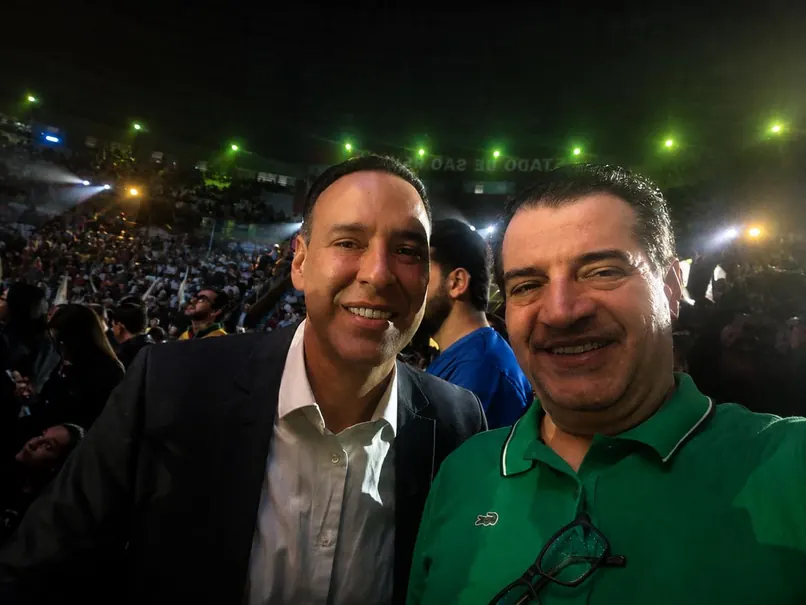 Eduardo Salém com Rodrigo Arenas